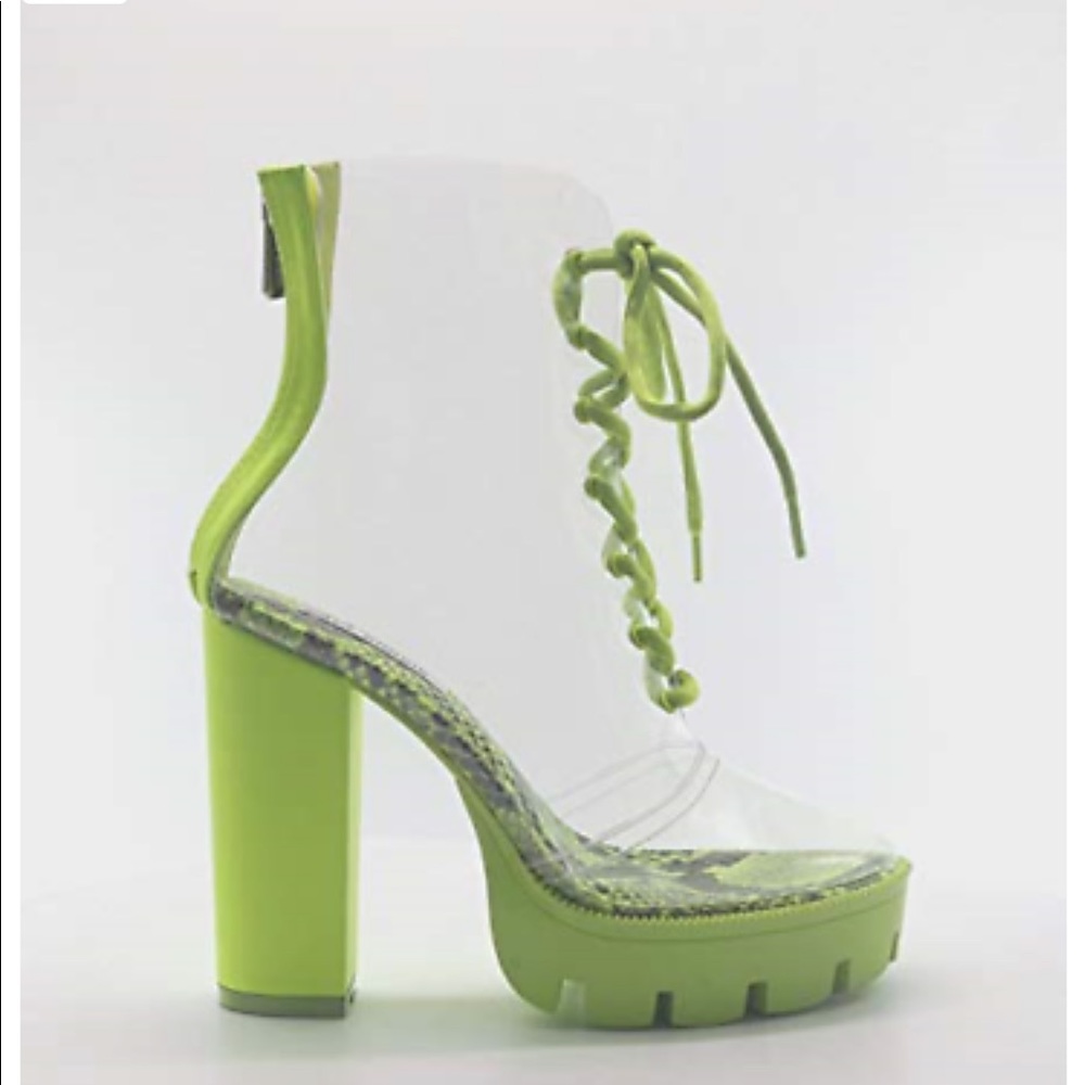 6.5 Neon Yellow Green rain boots - Picture 4 of 7